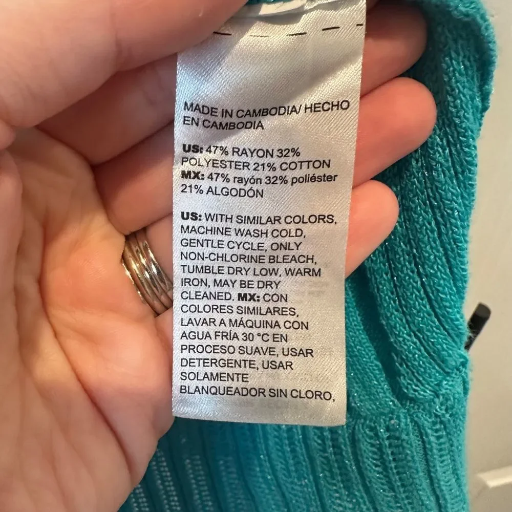 Chico’s Lightweight Sweater Size XL